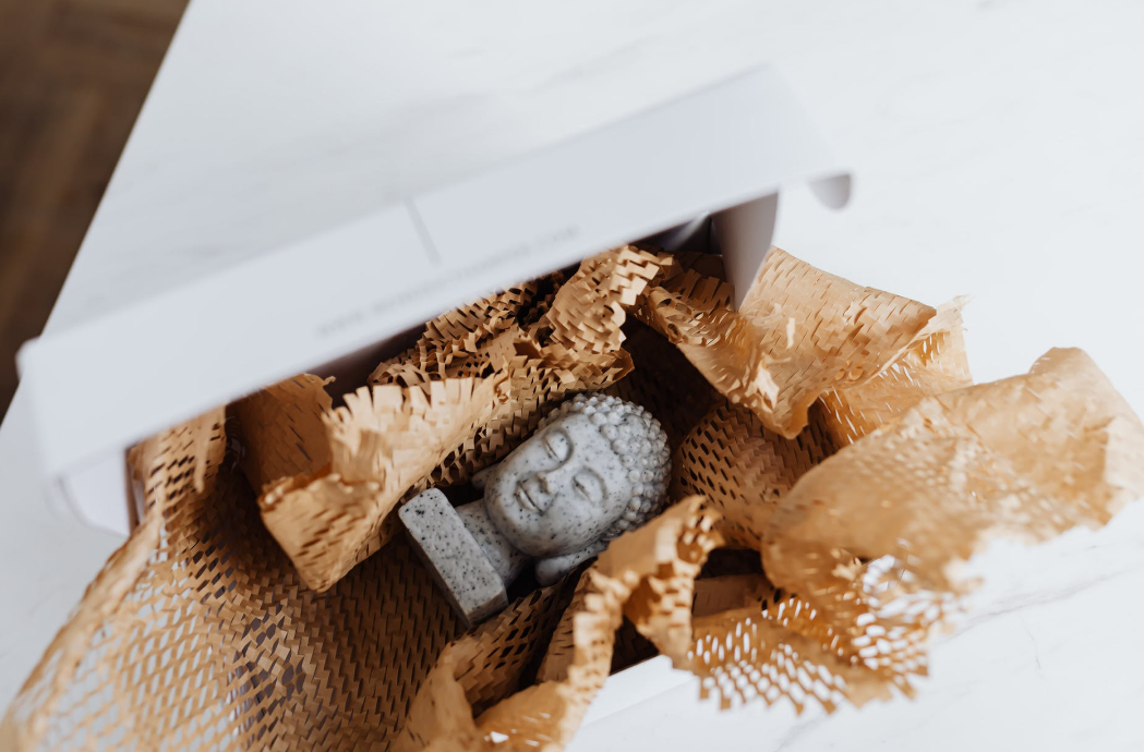 Packaging box will preserve the items originality