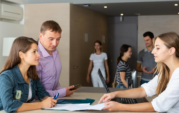 Why You Should Work With a Canadian Staffing Agency - Getting Hired Through a Staffing Agency